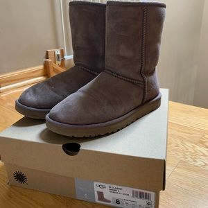 Classic Short 2 UGGS